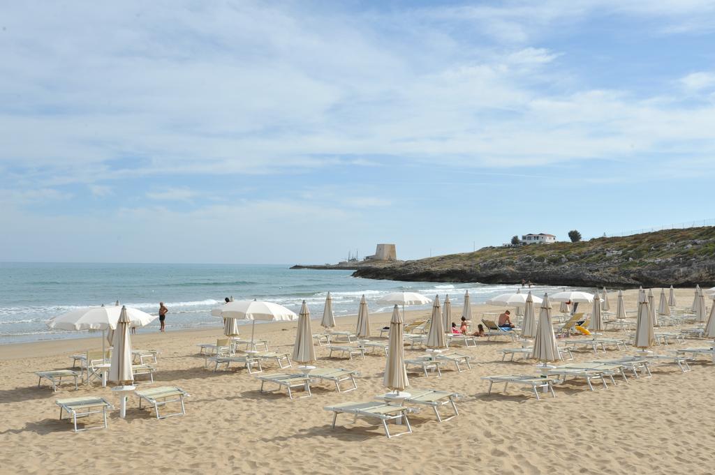 Valtur Baia Del Gusmay Beach Resort Peschici Exterior photo