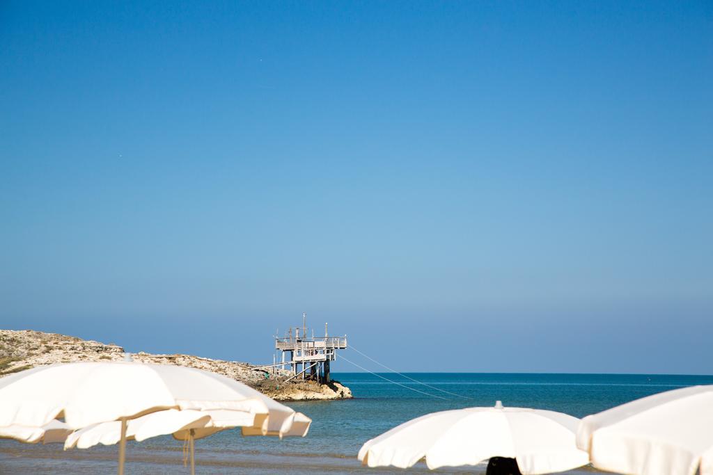 Valtur Baia Del Gusmay Beach Resort Peschici Exterior photo